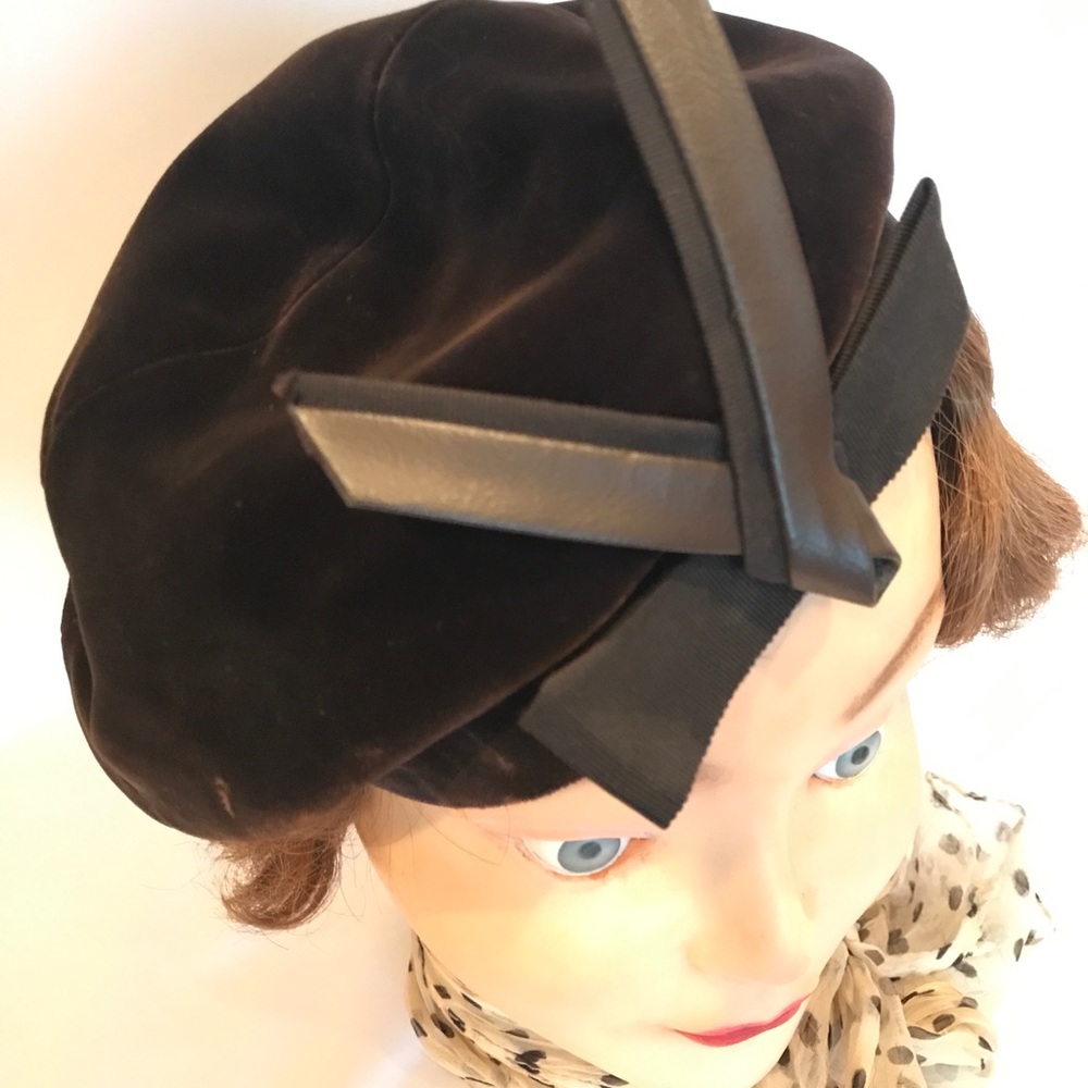 Beautiful Vintage Designer Brown Velvet Tam